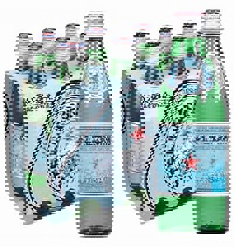 نوشیدن آب معدنی باعث طول عمر و زیبایی و طراوت پوست صورت است