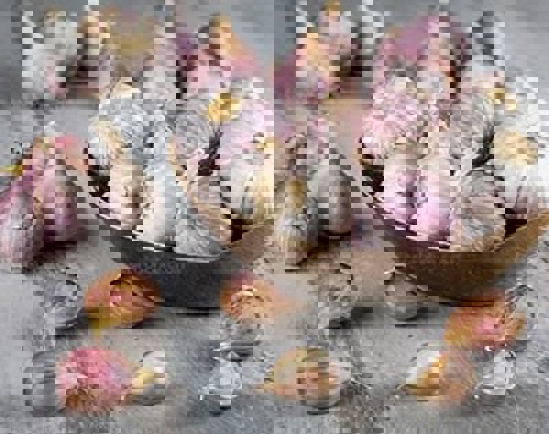 خواص خوردن سیر خام